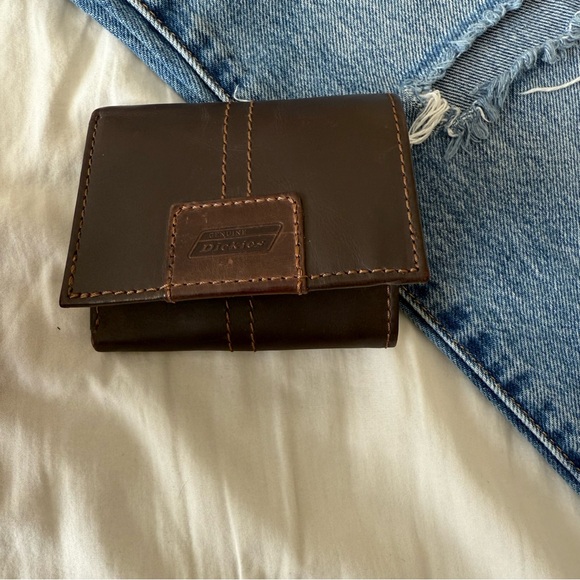 Dickies Dark Brown Leather Wallet - Picture 1 of 5